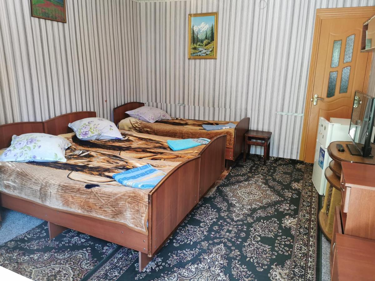 Petrovskaya Pristan 2 호텔 촐폰아타 외부 사진